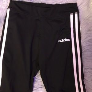 Adidas 3 stripes leggings